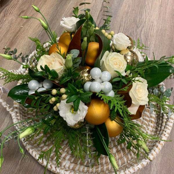 Christmas Floral - The Grapevine Floral Design & Home Decor